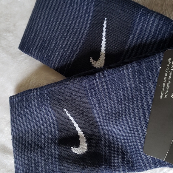 Nike knee high socks - Picture 3 of 4